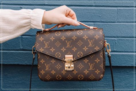 how to spot counterfeit louis vuitton|louis vuitton counterfeit problems.